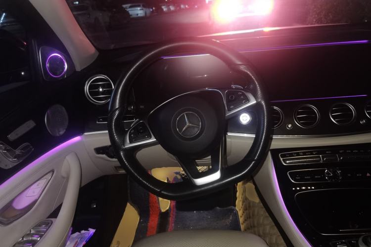 Used Mercedes-Benz E-Class 2017 E 300 L Sport Luxury Edition Steering Wheel