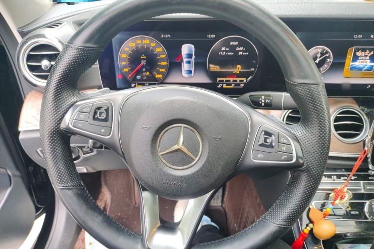 Used Mercedes-Benz E-Class 2017 E 300 L Luxury Model Steering Wheel