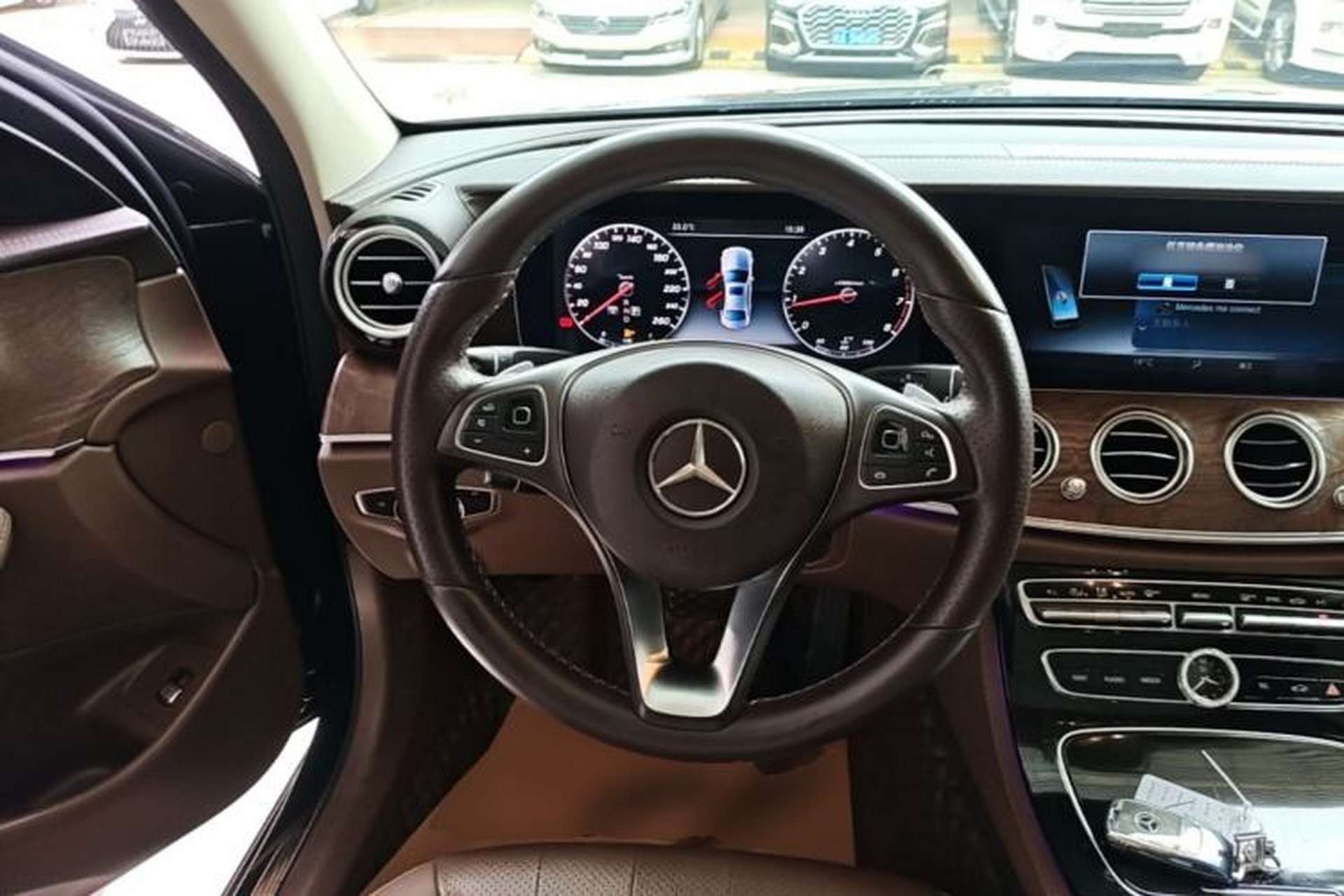 Used Mercedes-Benz E-Class 2017 E 300 L Luxury Model Steering Wheel