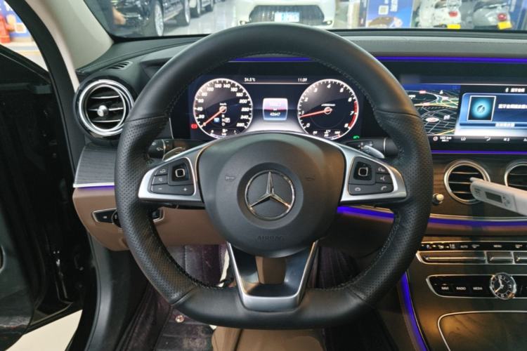 Used Mercedes-Benz E-Class 2017 E 200 L Sport 4MATIC Steering Wheel