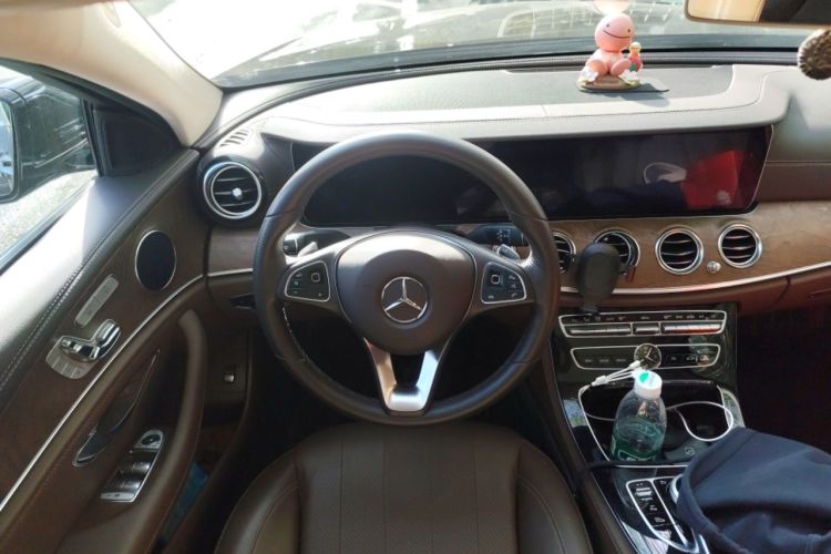 Used Mercedes-Benz E-Class 2017 E 300 L Luxury Model Steering Wheel
