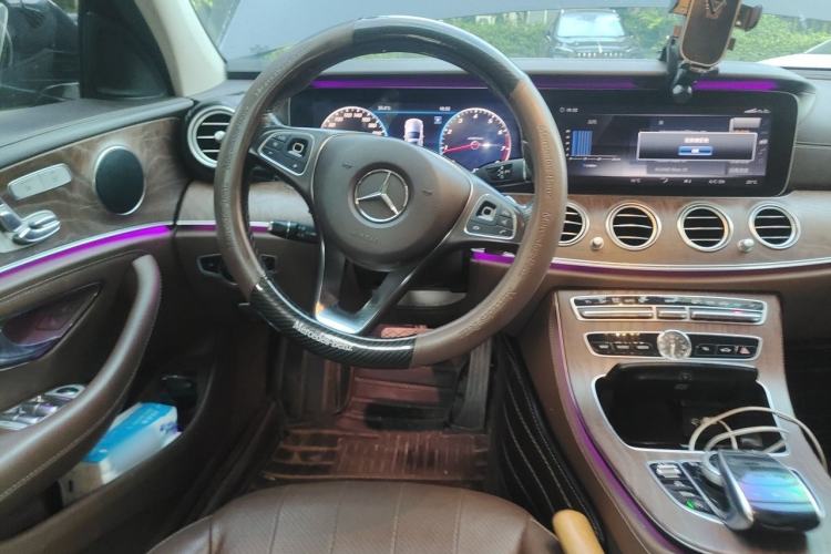 Used Mercedes-Benz E-Class 2017 E 300 L Luxury Model Steering Wheel