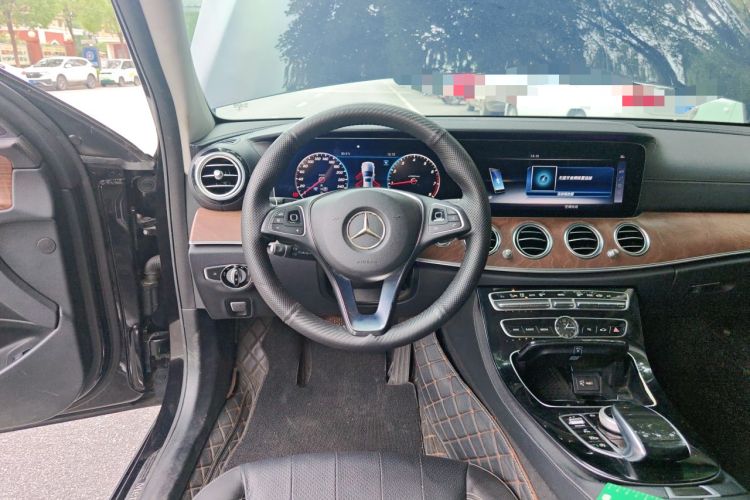 Used Mercedes-Benz E-Class 2017 E 300 L Luxury Model Steering Wheel