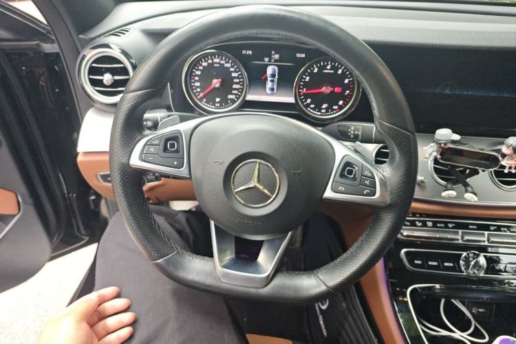 Used Mercedes-Benz E-Class 2017 E 200 Sport Steering Wheel