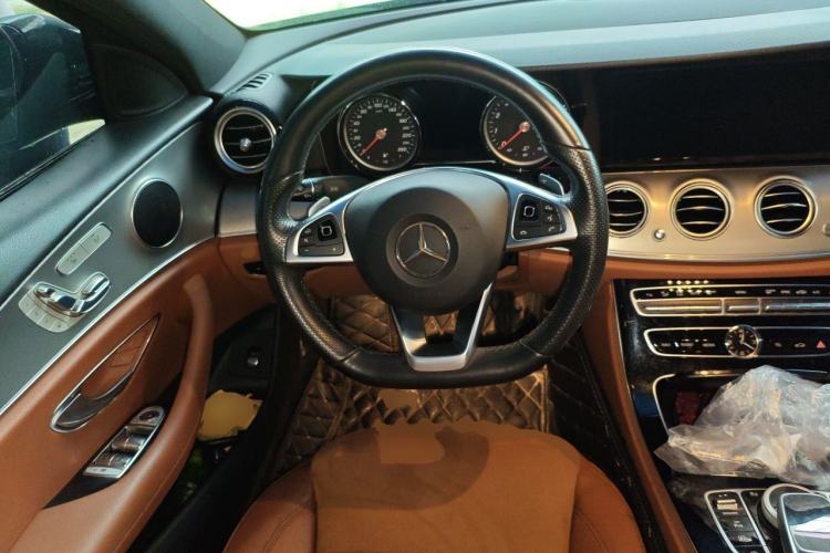 Used Mercedes-Benz E-Class 2017 Restyled E 300 Sport Edition Steering Wheel