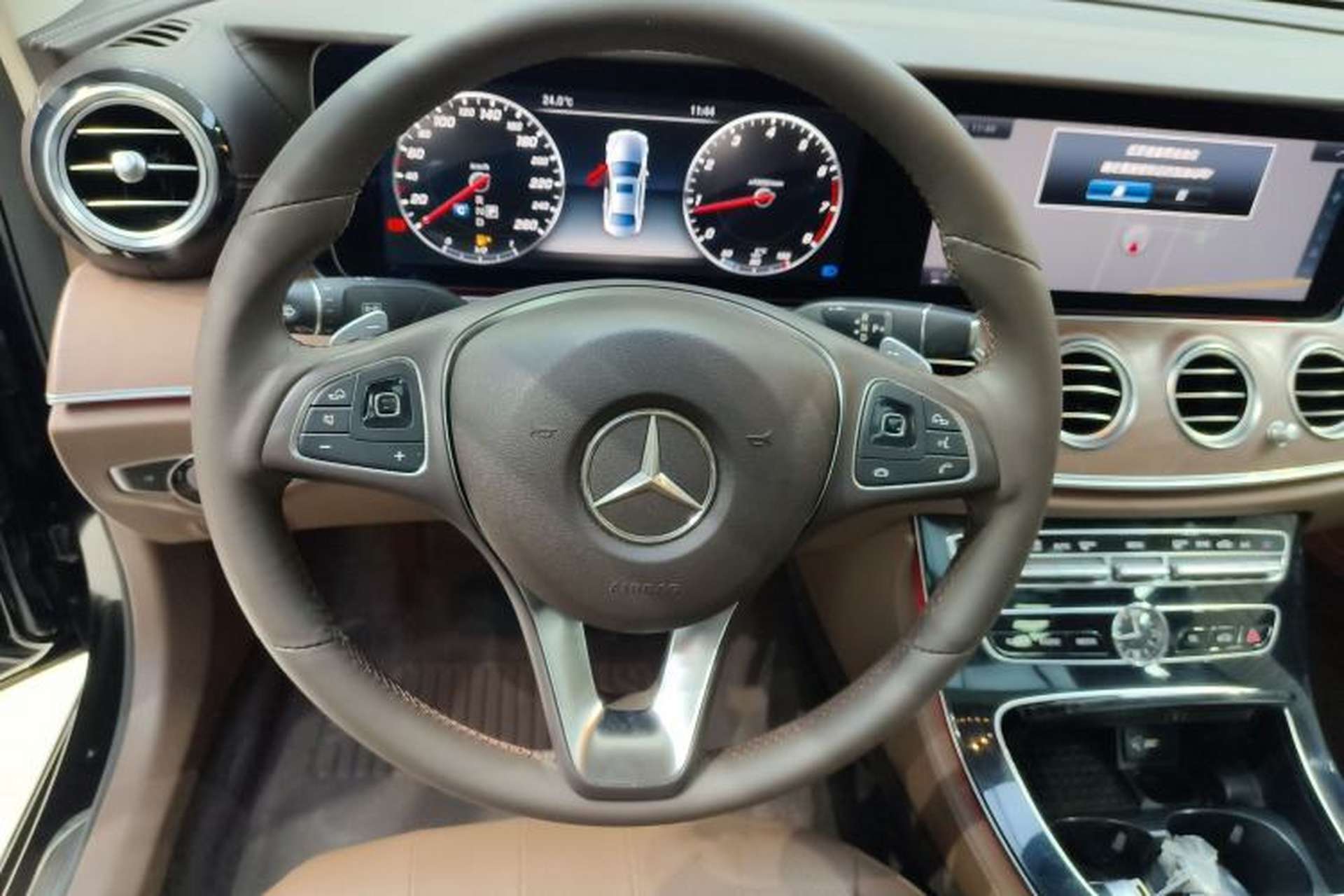 Used Mercedes-Benz E-Class 2017 E 300 L Luxury Model Steering Wheel