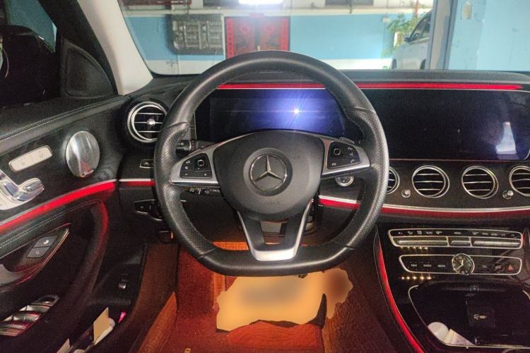 Used Mercedes-Benz E-Class 2017 E 300 L Sport Luxury Edition Steering Wheel