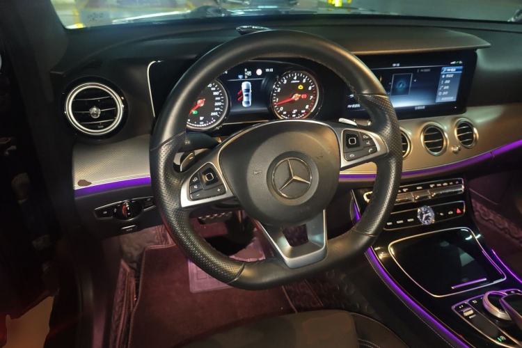 Used Mercedes-Benz E-Class 2017 Restyled E 300 Sport Edition Steering Wheel