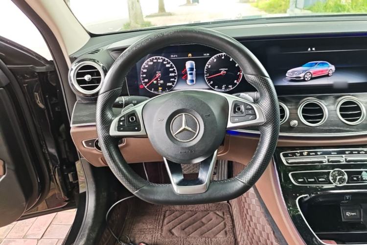 Used Mercedes-Benz E-Class 2017 E 200 L Sport 4MATIC Steering Wheel