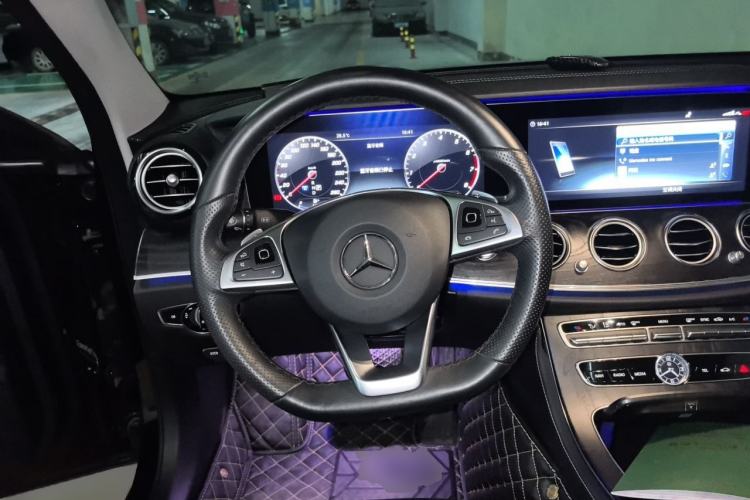 Used Mercedes-Benz E-Class 2017 E 300 L Sporty and Stylish Model Steering Wheel