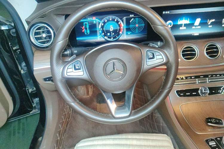Used Mercedes-Benz E-Class 2017 E 300 L Luxury Model Steering Wheel