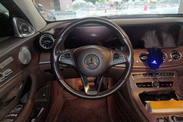 Used Mercedes-Benz E-Class 2017 E 300 L Luxury Model Steering Wheel
