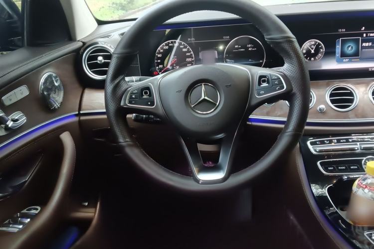 Used Mercedes-Benz E-Class 2017 E 300 L Luxury Model Steering Wheel
