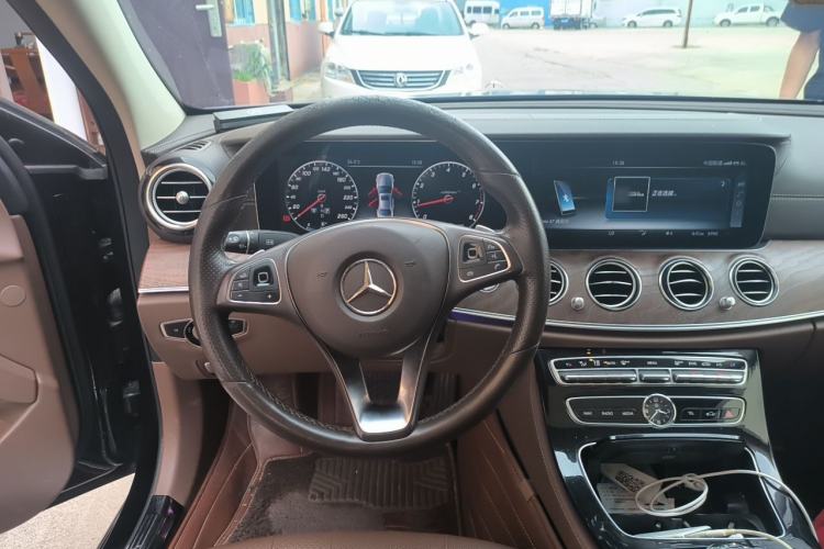 Used Mercedes-Benz E-Class 2017 E 300 L Luxury Model Steering Wheel