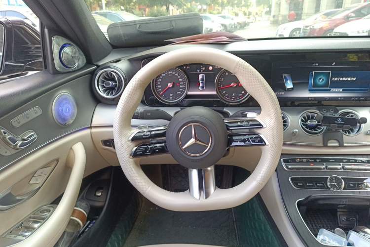 Used Mercedes-Benz E-Class 2017 E 300 Sport Edition Steering Wheel