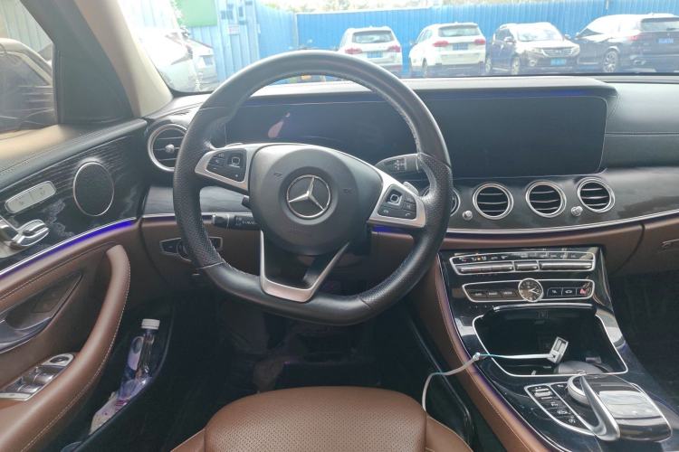 Used Mercedes-Benz E-Class 2017 E 300 L Sport Luxury Edition Steering Wheel