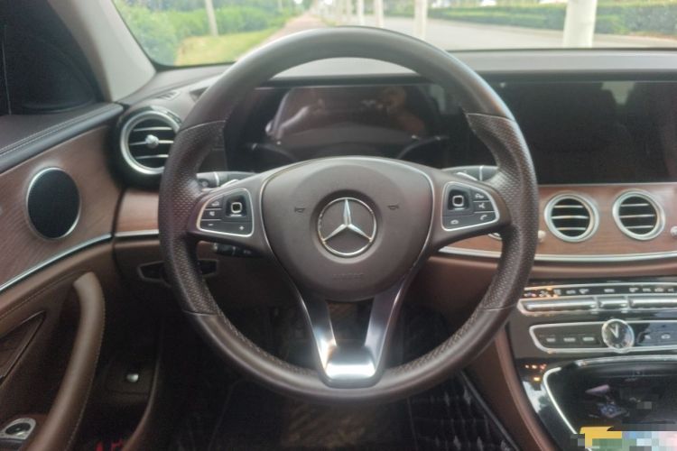 Used Mercedes-Benz E-Class 2017 E 300 L Luxury Model Steering Wheel