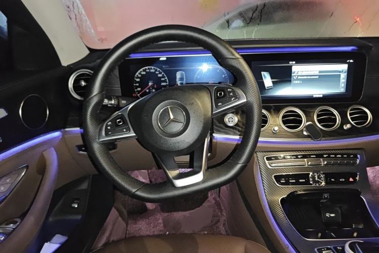 Used Mercedes-Benz E-Class 2017 E 300 L Sport Luxury Edition Steering Wheel