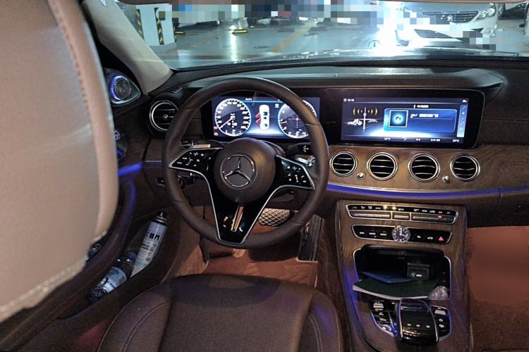 Used Mercedes-Benz E-Class 2017 E 300 L Luxury Model Steering Wheel