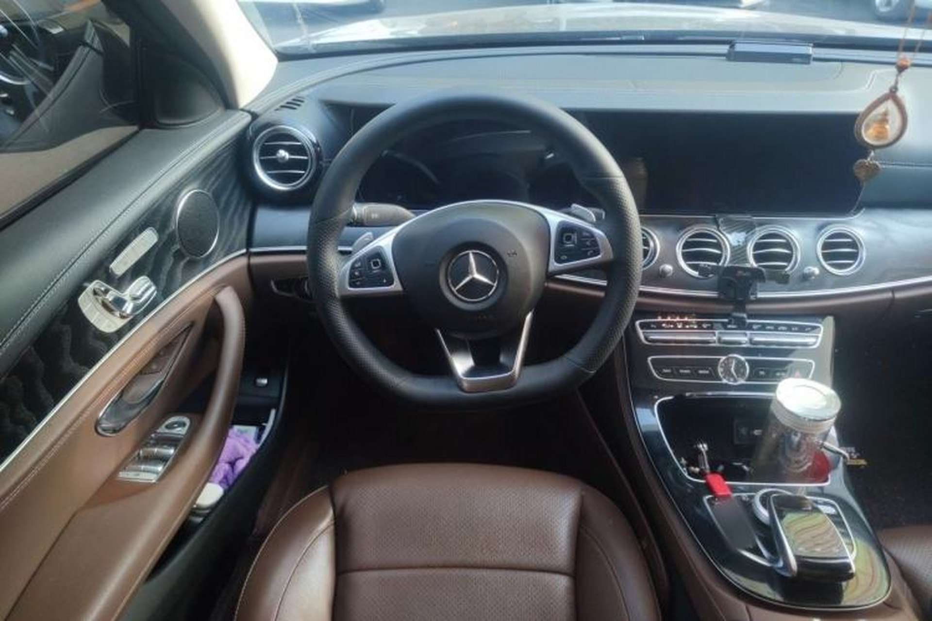 Used Mercedes-Benz E-Class 2017 E 300 L Sport Luxury Edition Steering Wheel