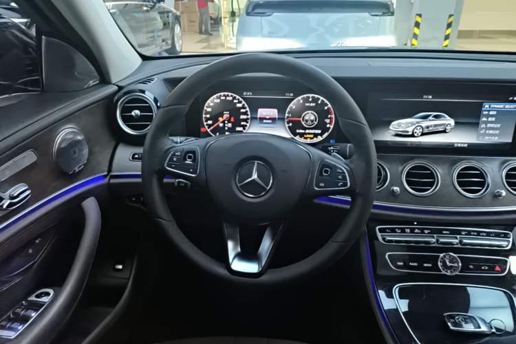 Used Mercedes-Benz E-Class 2017 E 320 L 4MATIC Steering Wheel