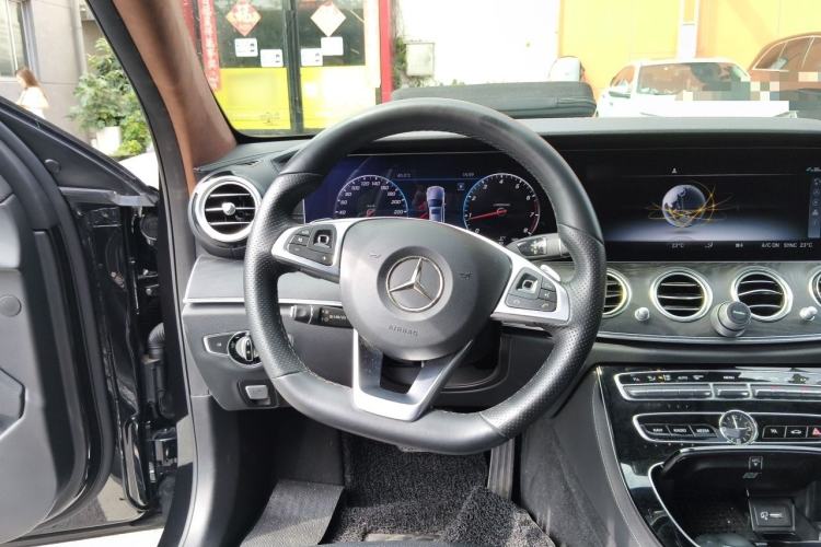 Used Mercedes-Benz E-Class 2017 E 200 L Sport 4MATIC Steering Wheel