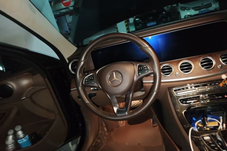 Used Mercedes-Benz E-Class 2017 E 300 L Luxury Model Steering Wheel