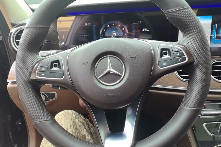 Used Mercedes-Benz E-Class 2017 E 300 L Luxury Model Steering Wheel