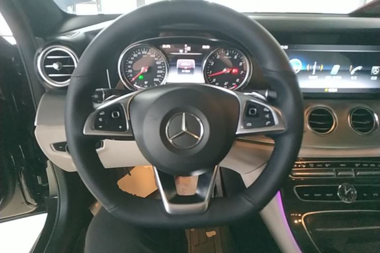 Used Mercedes-Benz E-Class 2017 E 200 Sport 4MATIC Steering Wheel