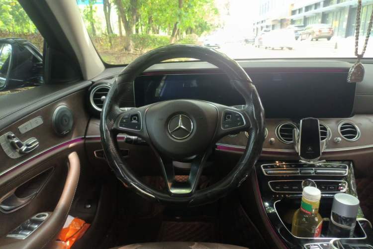 Used Mercedes-Benz E-Class 2017 E 300 L Luxury Model Steering Wheel