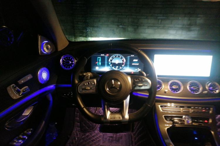 Used Mercedes-Benz E-Class 2017 E 300 L Sporty and Stylish Model Steering Wheel