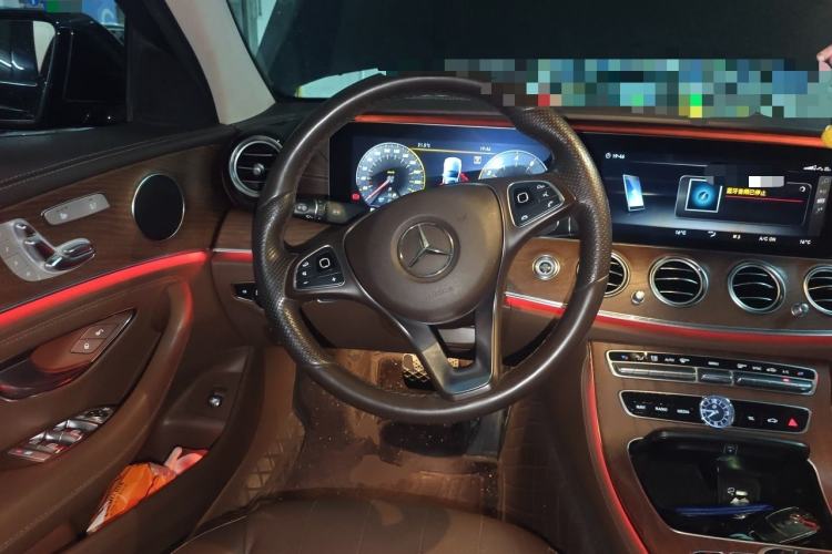 Used Mercedes-Benz E-Class 2017 E 300 L Luxury Model Steering Wheel