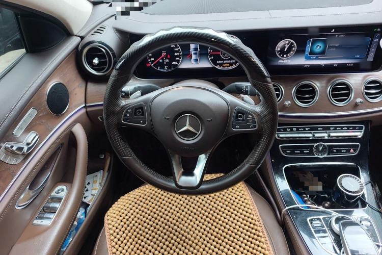 Used Mercedes-Benz E-Class 2017 E 300 L Luxury Model Steering Wheel