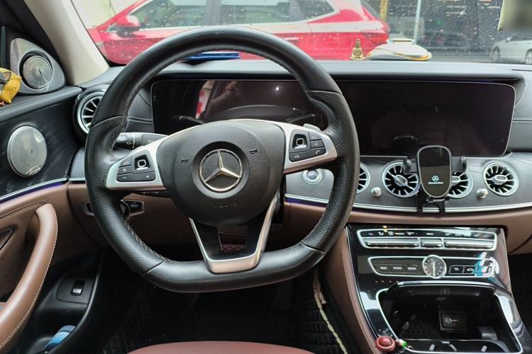 Used Mercedes-Benz E-Class 2017 E 300 L Sporty and Stylish Model Steering Wheel