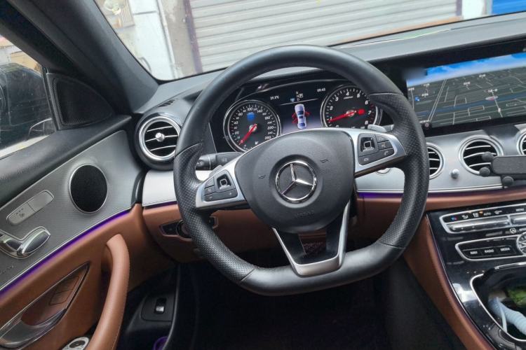 Used Mercedes-Benz E-Class 2017 E 200 Sport 4MATIC Steering Wheel