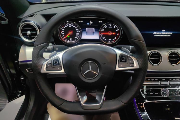 Used Mercedes-Benz E-Class 2017 Restyled E 300 Sport Edition Steering Wheel