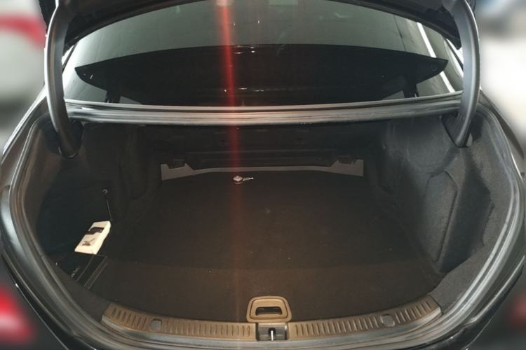 Used Mercedes-Benz E-Class 2017 E 300 L Sporty and Stylish Model Trunk