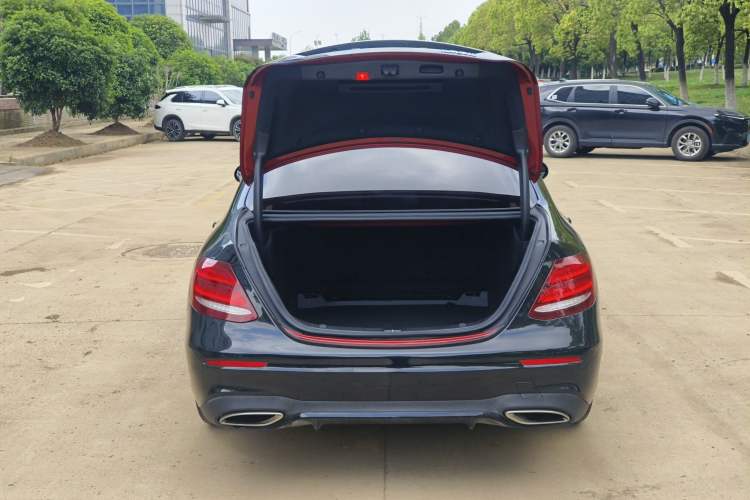 Used Mercedes-Benz E-Class 2017 Facelift E 200 Sport 4MATIC Trunk