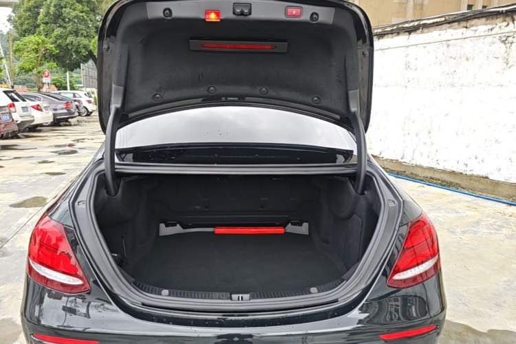 Used Mercedes-Benz E-Class 2017 E 300 Sport Edition Trunk