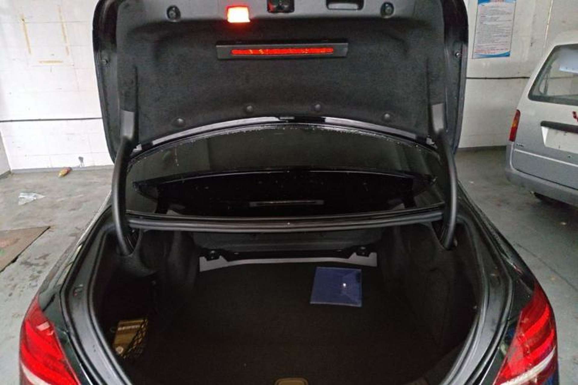 Used Mercedes-Benz E-Class 2017 E 200 Sport 4MATIC Trunk