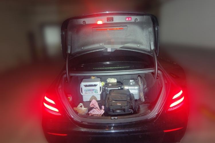 Used Mercedes-Benz E-Class 2017 E 320 L 4MATIC Trunk