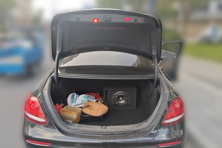 Used Mercedes-Benz E-Class 2017 E 300 L Sport Luxury Edition Trunk