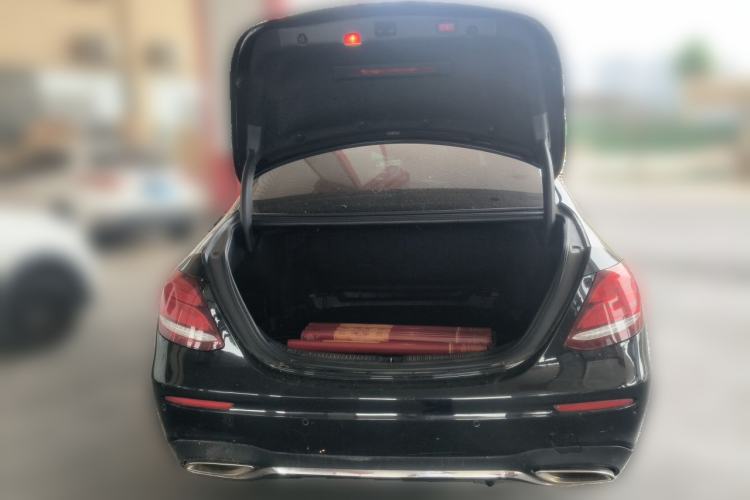 Used Mercedes-Benz E-Class 2017 E 300 L Sport Luxury Edition Trunk