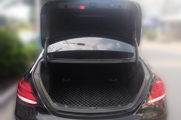 Used Mercedes-Benz E-Class 2017 E 300 L Sport Luxury Edition Trunk