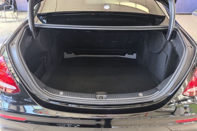 Used Mercedes-Benz E-Class 2017 E 300 L Sport Luxury Edition Trunk