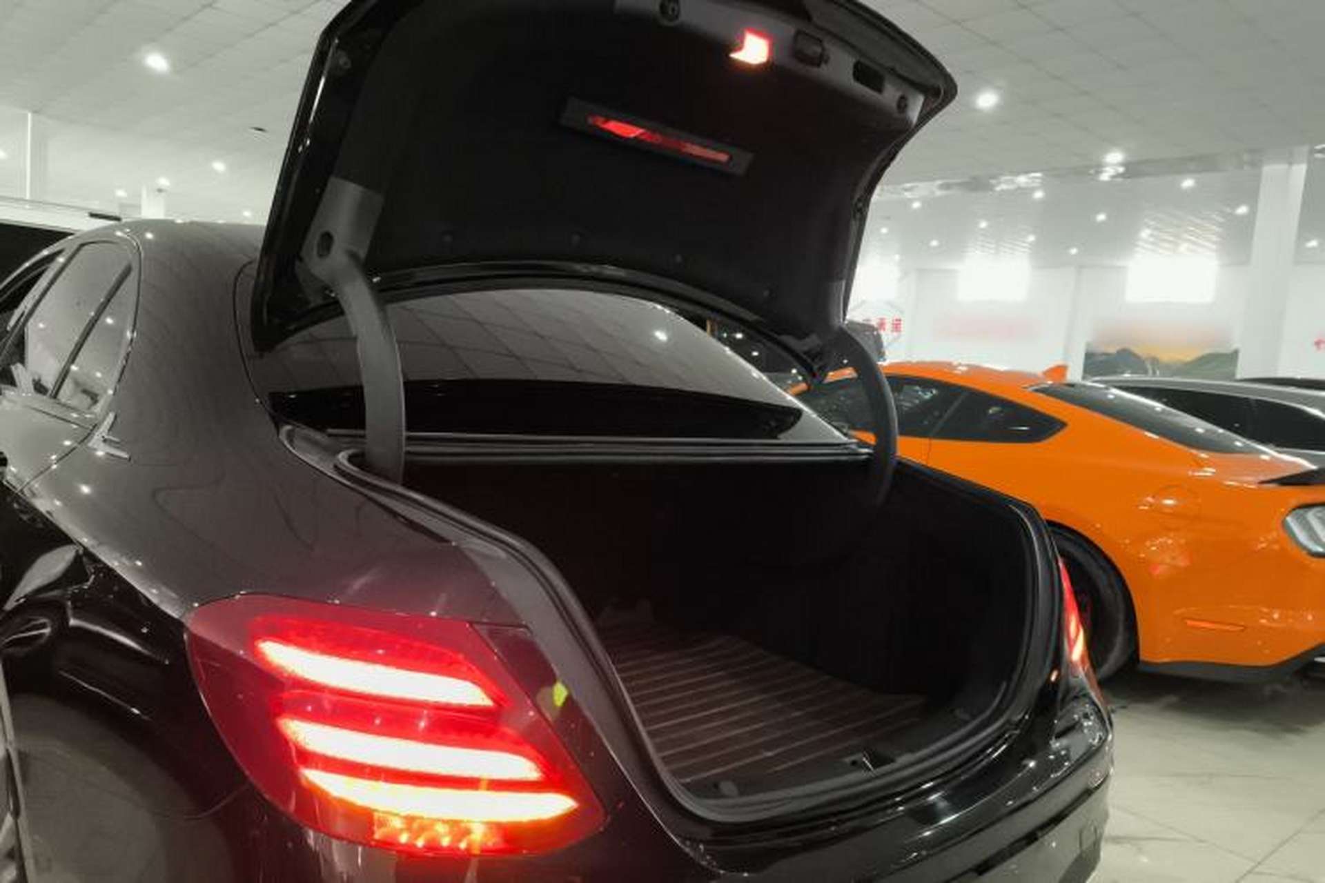 Used Mercedes-Benz E-Class 2017 E 200 Sport 4MATIC Trunk