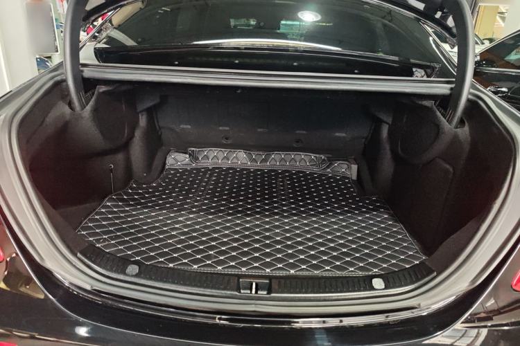 Used Mercedes-Benz E-Class 2017 E 300 L Luxury Model Trunk