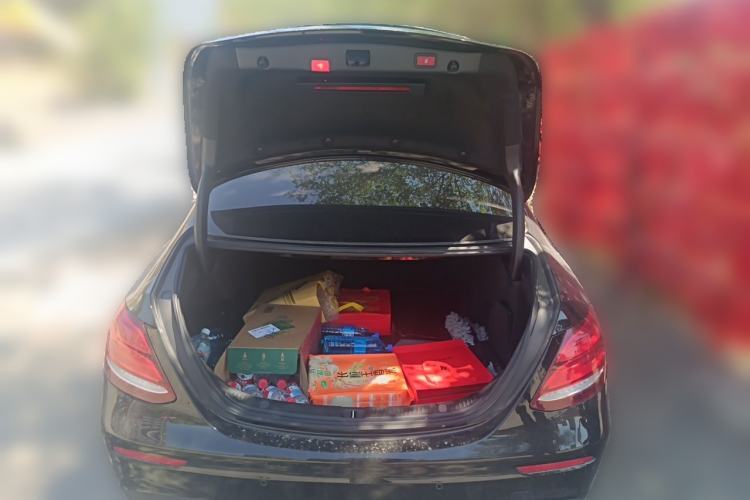 Used Mercedes-Benz E-Class 2017 E 300 Sport Edition Trunk