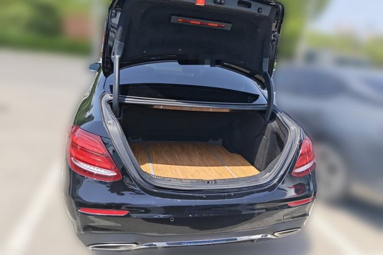 Used Mercedes-Benz E-Class 2017 E 300 L Sporty and Stylish Model Trunk