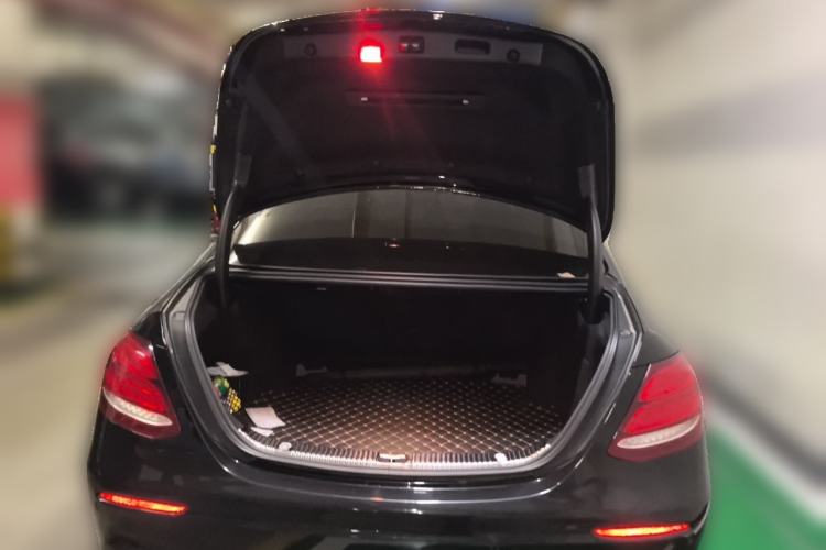 Used Mercedes-Benz E-Class 2017 E 300 L Sporty and Stylish Model Trunk